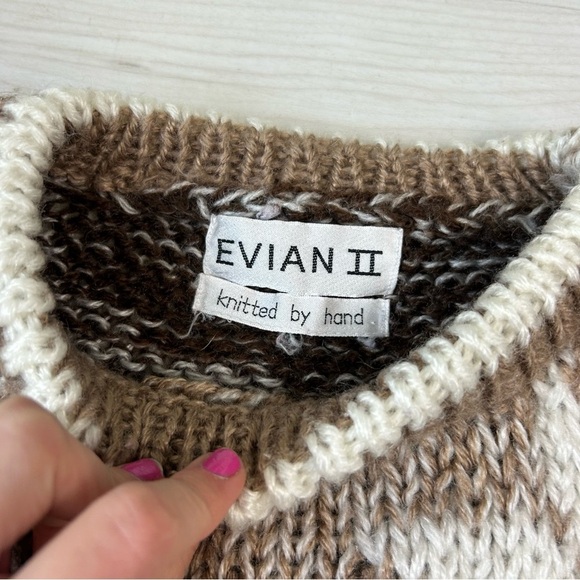 Vintage Evian 2 Knit Sweater Handmade Floral Boho Oversized Slouchy Size M/L - Picture 3 of 3